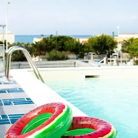 Seaside Haven: Marina With Pool And Ocean Views Apartment Alcamo Marina